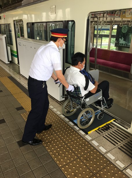 車椅子渡り板対応（地下鉄）