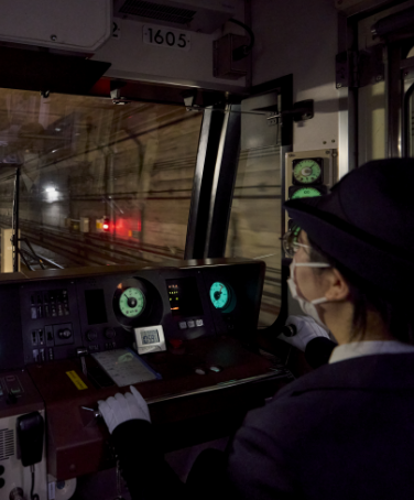 運転席の画像